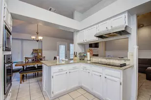 5010 Village Springs Dr, Houston, TX 77339 - Photo 13