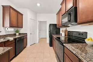 12109 Midship Ln, Texas City, TX 77568 - Photo 7