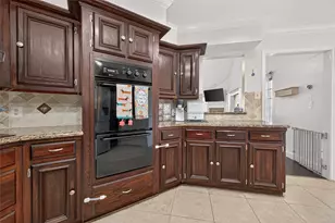 14715 Summerway Ln, Houston, TX 77014 - Photo 11