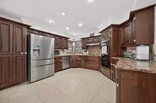 14715 Summerway Ln, Houston, TX 77014 - Photo 9