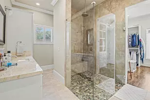 9507 Meadowglen Ln, Houston, TX 77063 - Photo 19