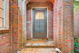 4628 Roseneath Dr, Houston, TX 77021 - Photo 1