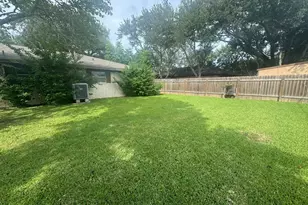 706 University Ave, Wharton, TX 77488 - Photo 5