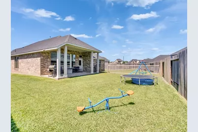 2004 Sadtler Ridge Circle, La Porte, TX 77571 - Photo 3