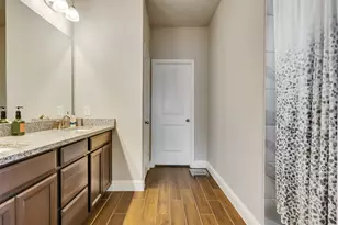 2004 Sadtler Ridge Cir, La Porte, TX 77571 - Photo 35