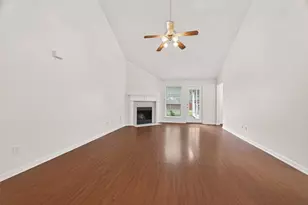 2015 Waverly Glend Dr, Katy, TX 77450 - Photo 9