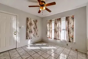 212 Danna Ln, Houston, TX 77009 - Photo 15