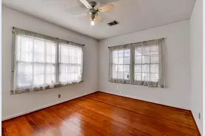 212 Danna Lane, Houston, TX 77009 - Photo 21