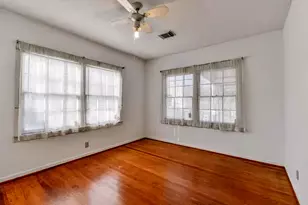 212 Danna Ln, Houston, TX 77009 - Photo 21