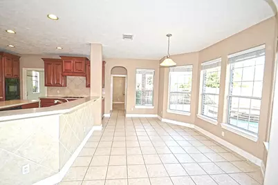 5926 Solar Point Lane, Houston, TX 77041 - Photo 9