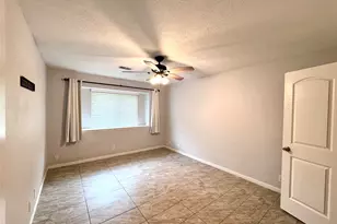 2809 La Mesa St, Bay City, TX 77414 - Photo 9