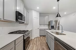 8531 Light Rail Dr, Fulshear, TX 77441 - Photo 9