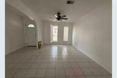 916 Stratford Drive, Bedford, TX 76021 - Photo 11