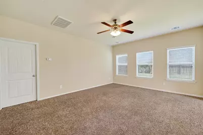 5538 Casa Martin Drive, Katy, TX 77449 - Photo 13