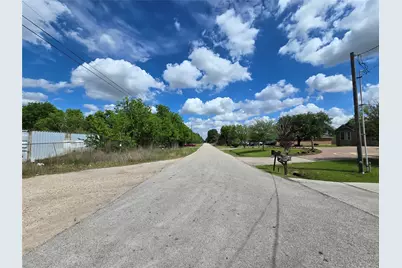 14042 Ambrose Street, Houston, TX 77045 - Photo 5