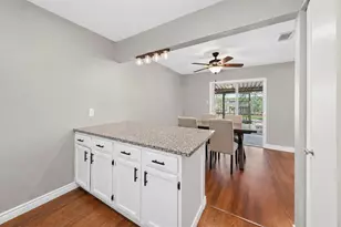 18046 Garden Manor Dr, Houston, TX 77084 - Photo 9