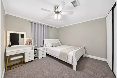 18046 Garden Manor Drive, Houston, TX 77084 - Photo 23