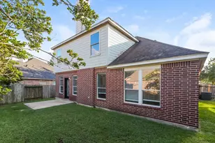9510 Wakefield Village Dr, Houston, TX 77095 - Photo 17