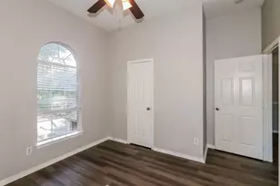 9510 Wakefield Village Dr, Houston, TX 77095 - Photo 13