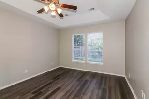 9510 Wakefield Village Dr, Houston, TX 77095 - Photo 9