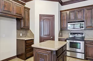 2435 Newark Cir, College Station, TX 77845 - Photo 7