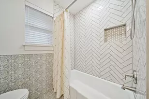 6422 Waltway Dr, Houston, TX 77008 - Photo 19