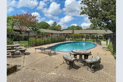 1529 Wirt Road #28, Houston, TX 77055 - Photo 21