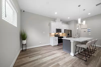 8402 Curry Road, Houston, TX 77093 - Photo 25