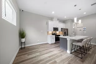 8402 Curry Rd, Houston, TX 77093 - Photo 25