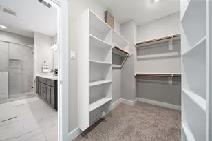 8402 Curry Rd, Houston, TX 77093 - Photo 5