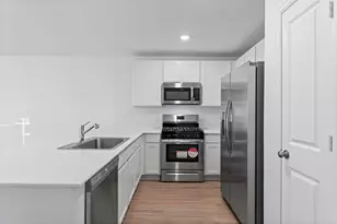 318 Hbr Bnd Ct, Willis, TX 77378 - Photo 19