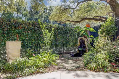 4706 Post Oak Timber Drive, Houston, TX 77056 - Photo 3