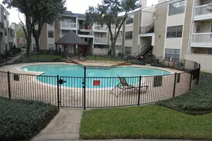 2750 Holly Hall St, Houston, TX 77054 - Photo 17