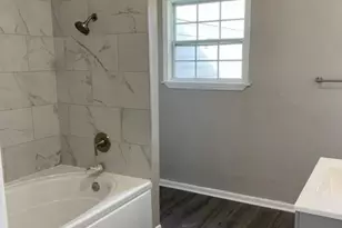 8704 Lanewood Dr, Houston, TX 77016 - Photo 11