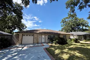 2106 Woodcrest Dr, Houston, TX 77018 - Photo 3