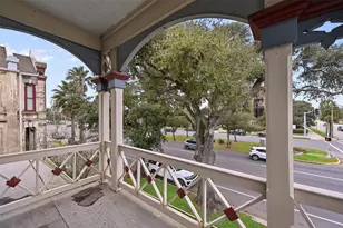 1403 Broadway, Galveston, TX 77550 - Photo 7