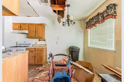 5011 Brisbane Drive, Houston, TX 77048 - Photo 7