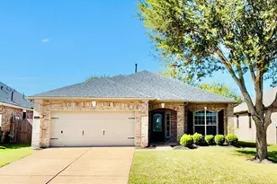 523 Burham Ln, League City, TX 77573 - Photo 1