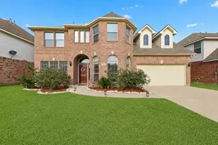 2614 Sunset Lake Dr, Sugar Land, TX 77478 - Photo 1