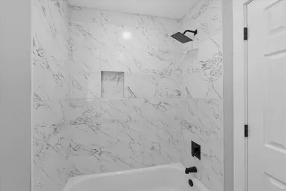 5531 Elm Tree Drive, Houston, TX 77048 - Photo 13