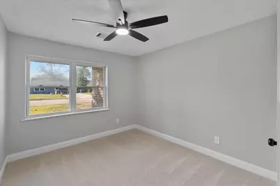 5531 Elm Tree Drive, Houston, TX 77048 - Photo 17