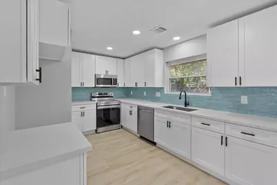 5531 Elm Tree Drive, Houston, TX 77048 - Photo 5