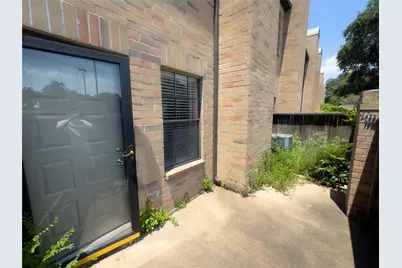 9800 Pagewood Lane #2705, Houston, TX 77042 - Photo 19