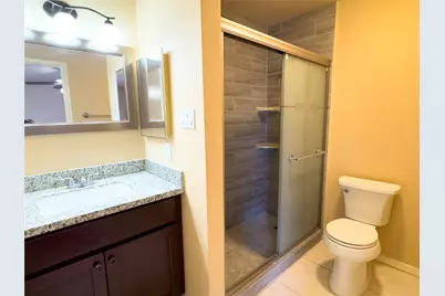 9800 Pagewood Lane #2705, Houston, TX 77042 - Photo 17