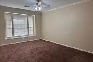 17415 Fountainview Cir, Sugar Land, TX 77479 - Photo 9