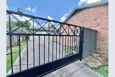 5638 Grape Street, Houston, TX 77096 - Photo 33
