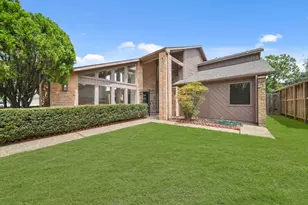 3010 Manila Ln, Houston, TX 77043 - Photo 3