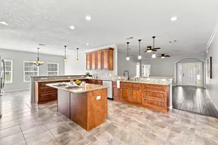 605 Brunswick Dr, League City, TX 77573 - Photo 17