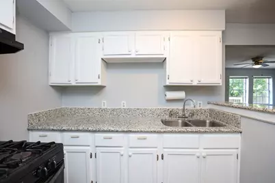 4039 Cornell Street, Houston, TX 77022 - Photo 15