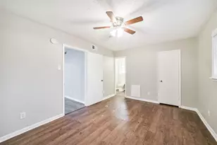 1320 Barak Ln, Bryan, TX 77802 - Photo 3